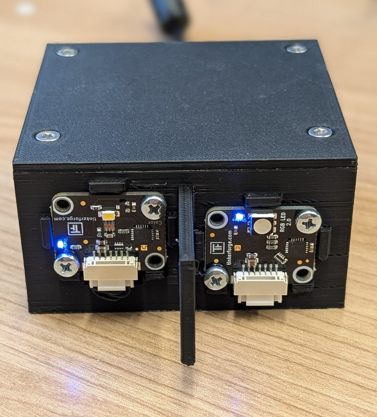 the lifi device from the front